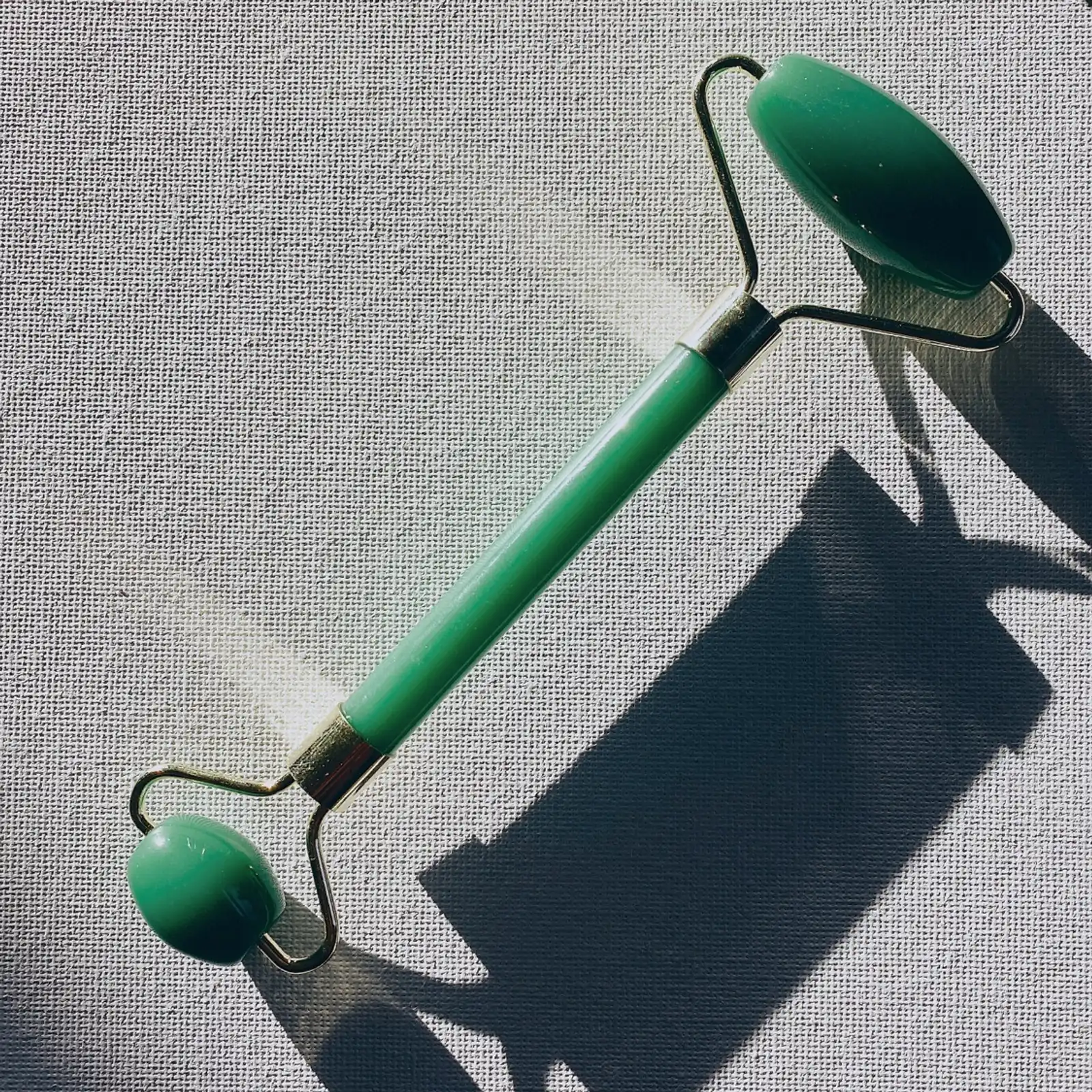 Thumbnail: Stone Facial Roller